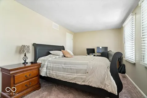 6157 E 96th Place Indianapolis IN 46250