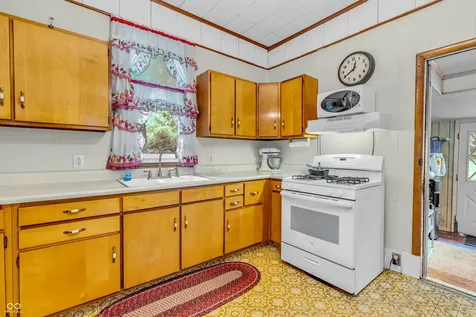 229 Bakemeyer Street Indianapolis IN 46225