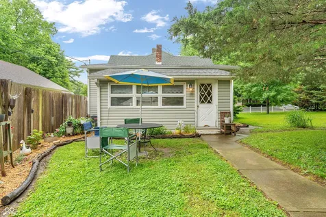 229 Bakemeyer Street Indianapolis IN 46225