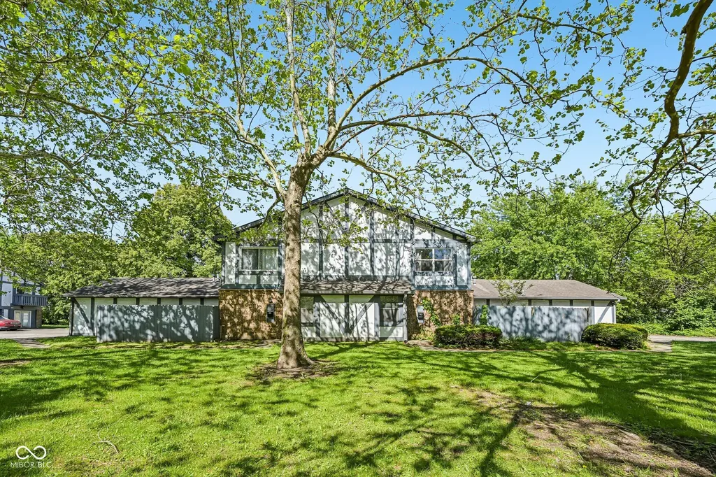 3724 Tudor Park Drive Indianapolis IN 46235