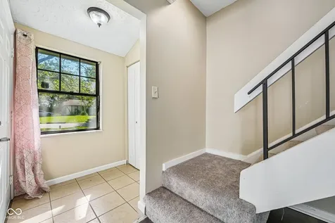 3724 Tudor Park Drive Indianapolis IN 46235
