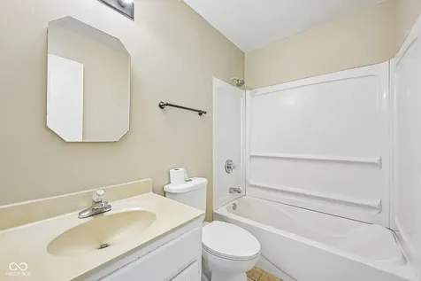 3724 Tudor Park Drive Indianapolis IN 46235