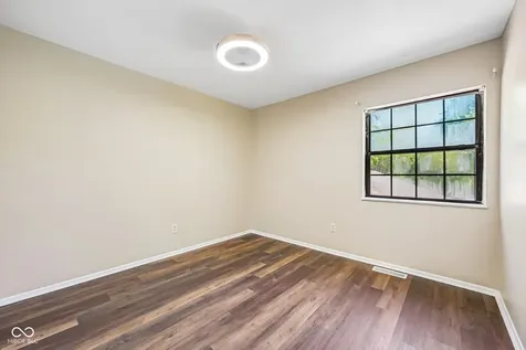 3724 Tudor Park Drive Indianapolis IN 46235