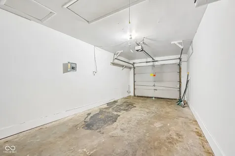 3724 Tudor Park Drive Indianapolis IN 46235