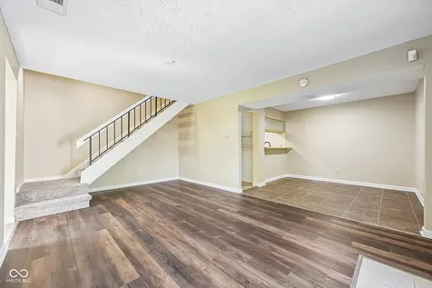 3724 Tudor Park Drive Indianapolis IN 46235