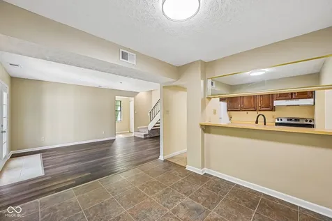 3724 Tudor Park Drive Indianapolis IN 46235