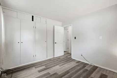 8129 E 36th Place Indianapolis IN 46226