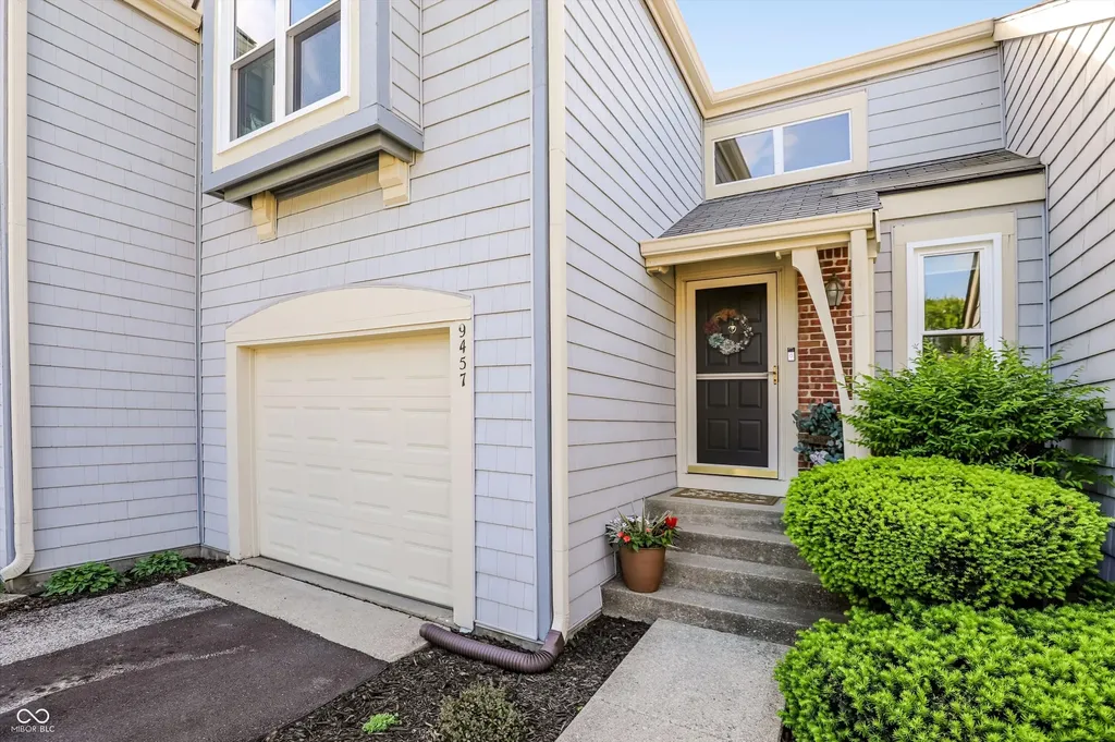 9457 Bridgewater Circle Indianapolis IN 46250