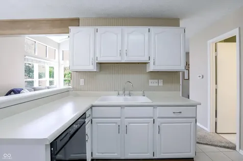 9457 Bridgewater Circle Indianapolis IN 46250