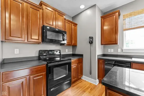 8506 New Heritage Drive Indianapolis IN 46239