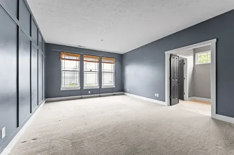 8506 New Heritage Drive Indianapolis IN 46239