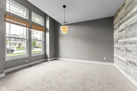 8506 New Heritage Drive Indianapolis IN 46239