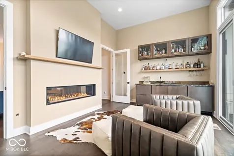10773 Harbor Bay Drive Fortville IN 46040
