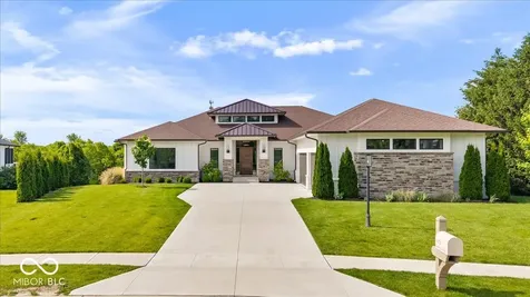 10773 Harbor Bay Drive Fortville IN 46040