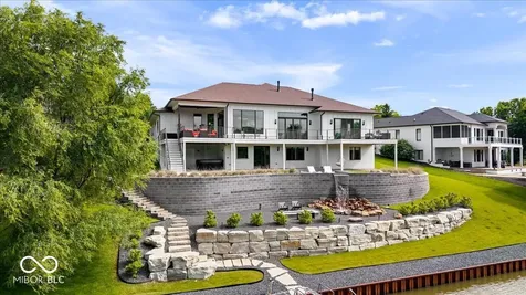 10773 Harbor Bay Drive Fortville IN 46040