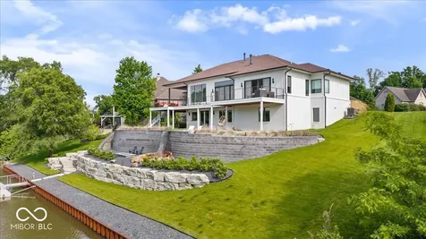 10773 Harbor Bay Drive Fortville IN 46040