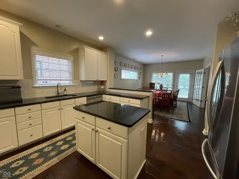 15524 Mission Hills Drive Carmel IN 46033
