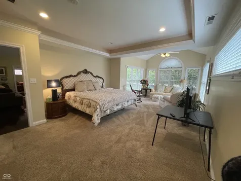 15524 Mission Hills Drive Carmel IN 46033