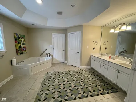 15524 Mission Hills Drive Carmel IN 46033