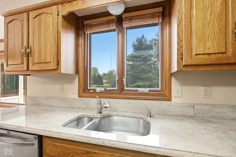 10414 Quiet Drive Indianapolis IN 46239