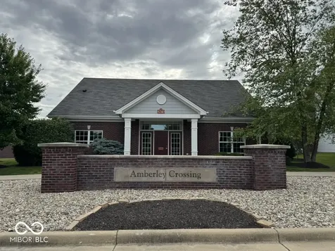 5019 Amber Creek Place Indianapolis IN 46237