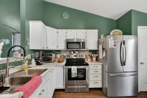 3815 Nuthatcher Drive Indianapolis IN 46228
