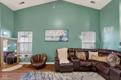 3815 Nuthatcher Drive Indianapolis IN 46228