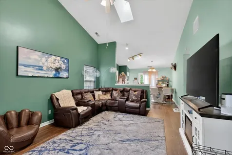 3815 Nuthatcher Drive Indianapolis IN 46228