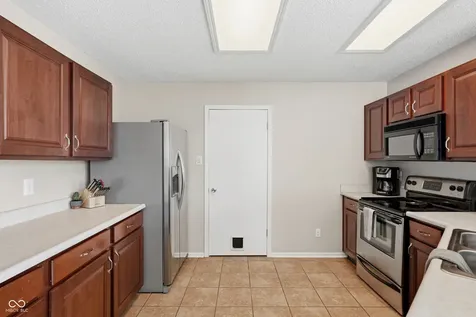 8903 Squire Boone Court Indianapolis IN 46113
