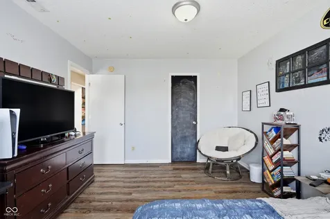 8903 Squire Boone Court Indianapolis IN 46113