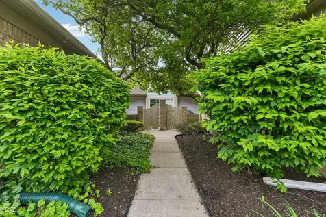 3711 Magenta Lane Indianapolis IN 46214