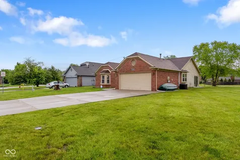 1980 Crystal Bay East Drive Plainfield IN 46168