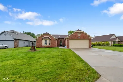 1980 Crystal Bay East Drive Plainfield IN 46168