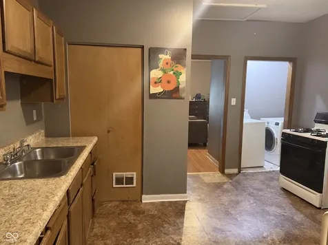 1122 N Tuxedo Street Indianapolis IN 46201