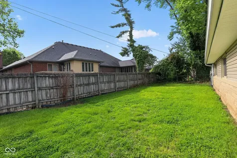 322 Meadow Lane Plainfield IN 46168
