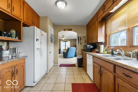 10557 N Us Highway 31 Seymour IN 47274