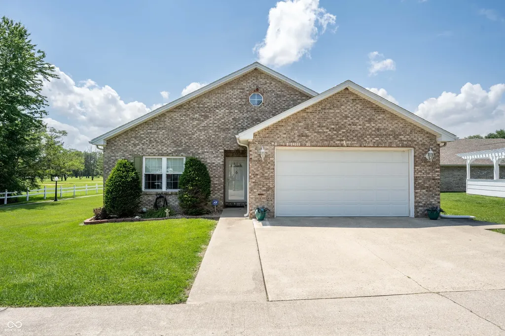 5584 Sandy Creek Drive N Seymour IN 47274