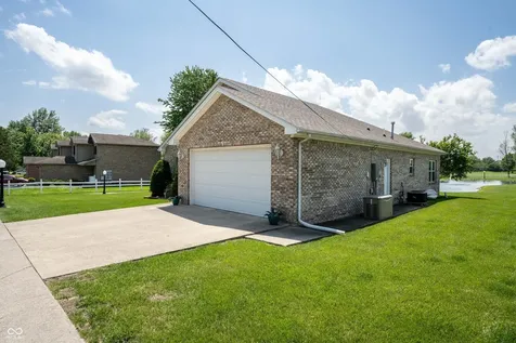 5584 Sandy Creek Drive N Seymour IN 47274