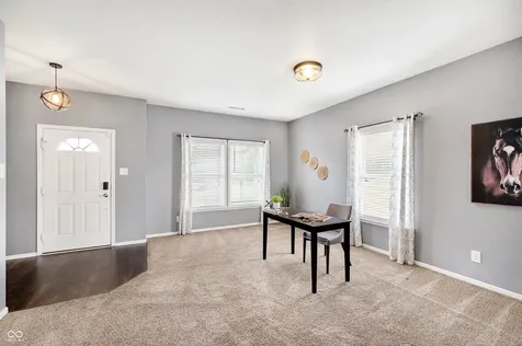 1216 King Maple Drive Greenfield IN 46140