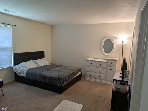 6407 Emerald Springs Drive Indianapolis IN 46221