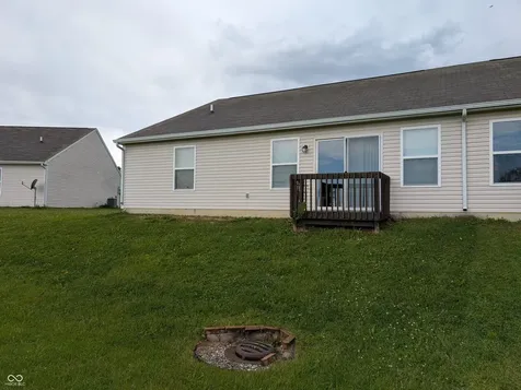 6407 Emerald Springs Drive Indianapolis IN 46221