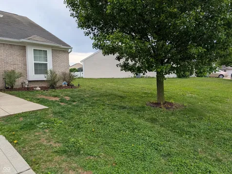 6407 Emerald Springs Drive Indianapolis IN 46221