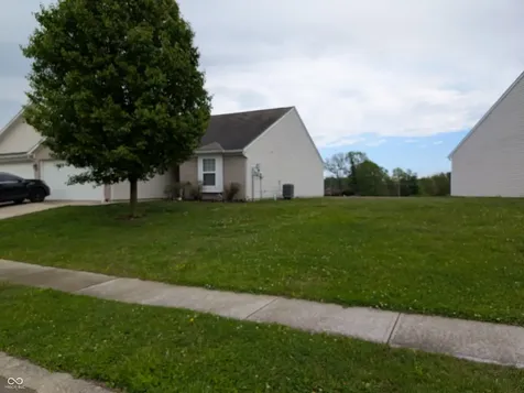 6407 Emerald Springs Drive Indianapolis IN 46221