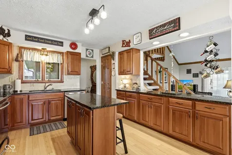 6642 W Sweet Creek Drive New Palestine IN 46163