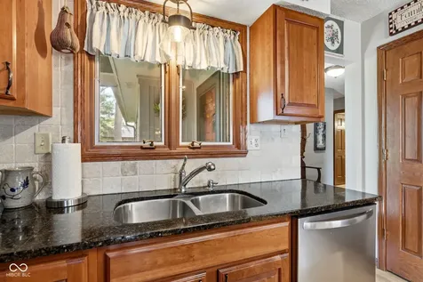 6642 W Sweet Creek Drive New Palestine IN 46163