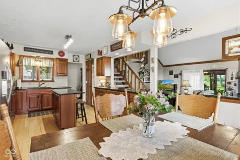 6642 W Sweet Creek Drive New Palestine IN 46163