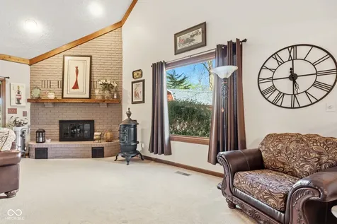 6642 W Sweet Creek Drive New Palestine IN 46163