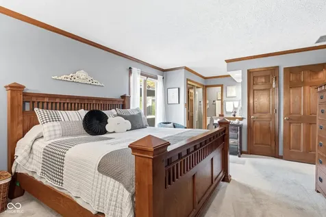 6642 W Sweet Creek Drive New Palestine IN 46163