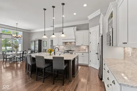7806 Centerstone Court Indianapolis IN 46259