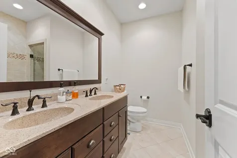 7806 Centerstone Court Indianapolis IN 46259